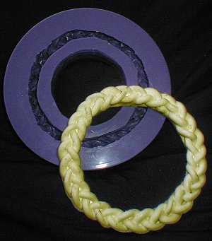 5in. Braided Ring Topper Crust Silicone Mold - 