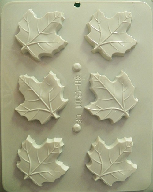 2.5in. Maple Leaves, High Temp Plastic Mold - 